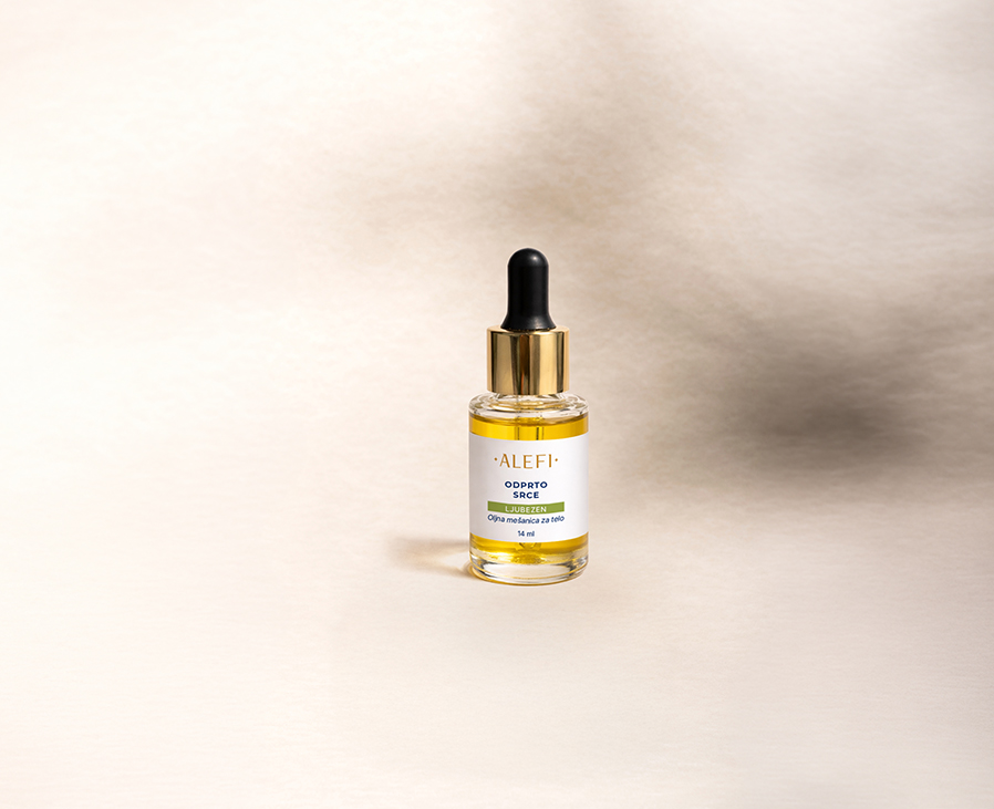 Oljna mešanica za telo Odprto srce – LJUBEZEN